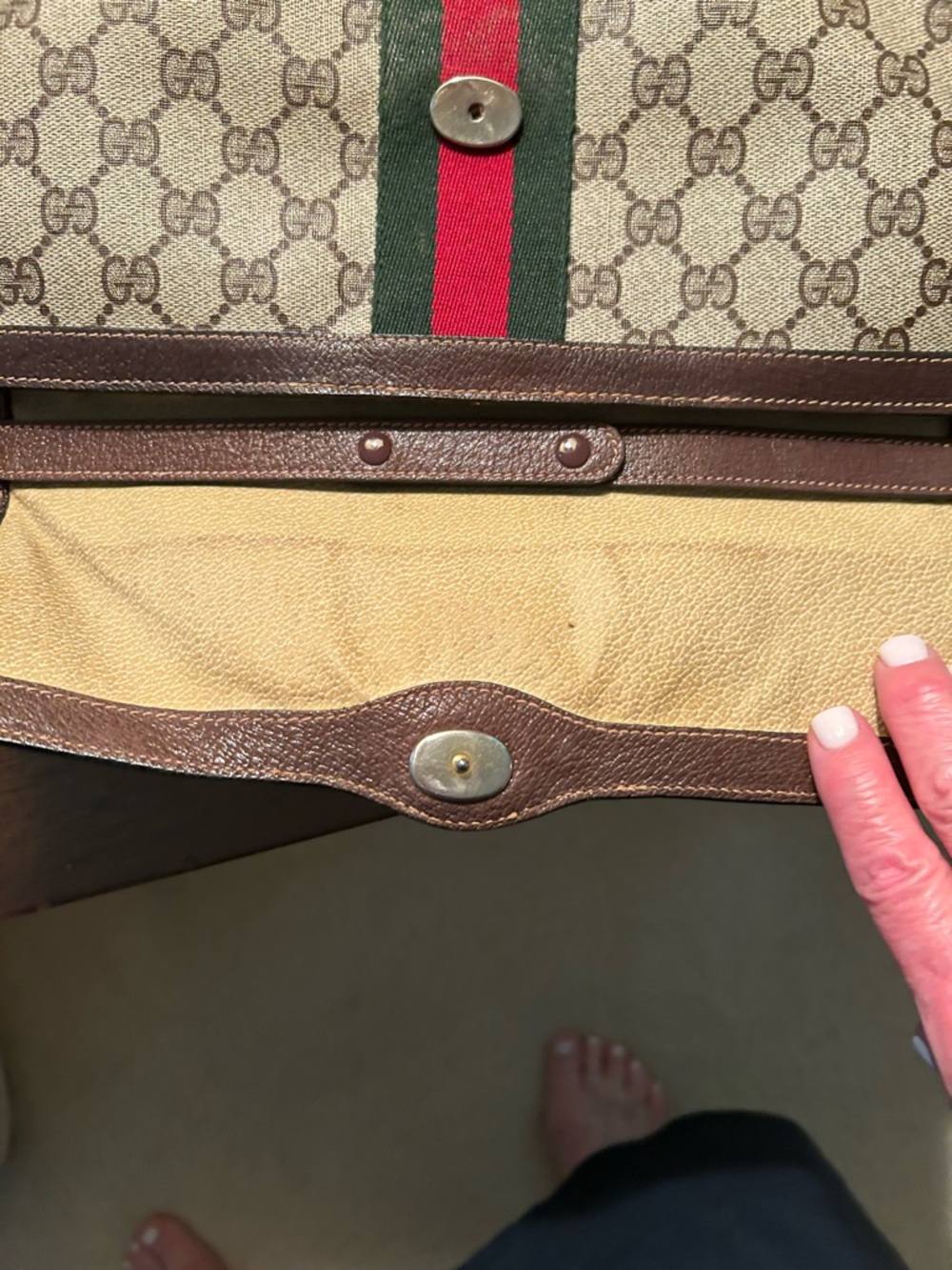 Gucci Beige GG Canvas Crossbody with Green-Red Web Stripe - Picture 5 of 7